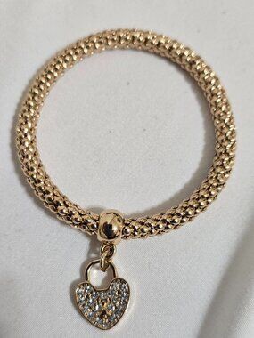 Gold-Tone Stretch Bracelet with Rhinestone Heart Charm